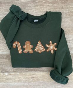 vintage christmas sweatshirt for women featuring gingerbread cookies design in sugar and spice theme for festive wear nh2qq