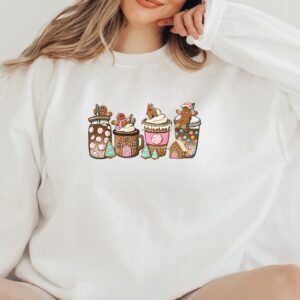 vintage christmas sweatshirt for women featuring gingerbread design and festive coffee theme in comfortable fabric lvxw3