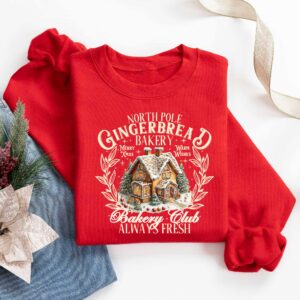 vintage christmas sweatshirt for women featuring gingerbread house design comfortable holiday crewneck for new year celebrations ffcen