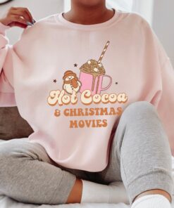 vintage christmas sweatshirt for women featuring hot cocoa and movies design comfortable crewneck style for holiday celebrations dppbr