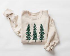 vintage christmas sweatshirt for women featuring pine trees minimalist design holiday crewneck ideal for festive occasions ikek6