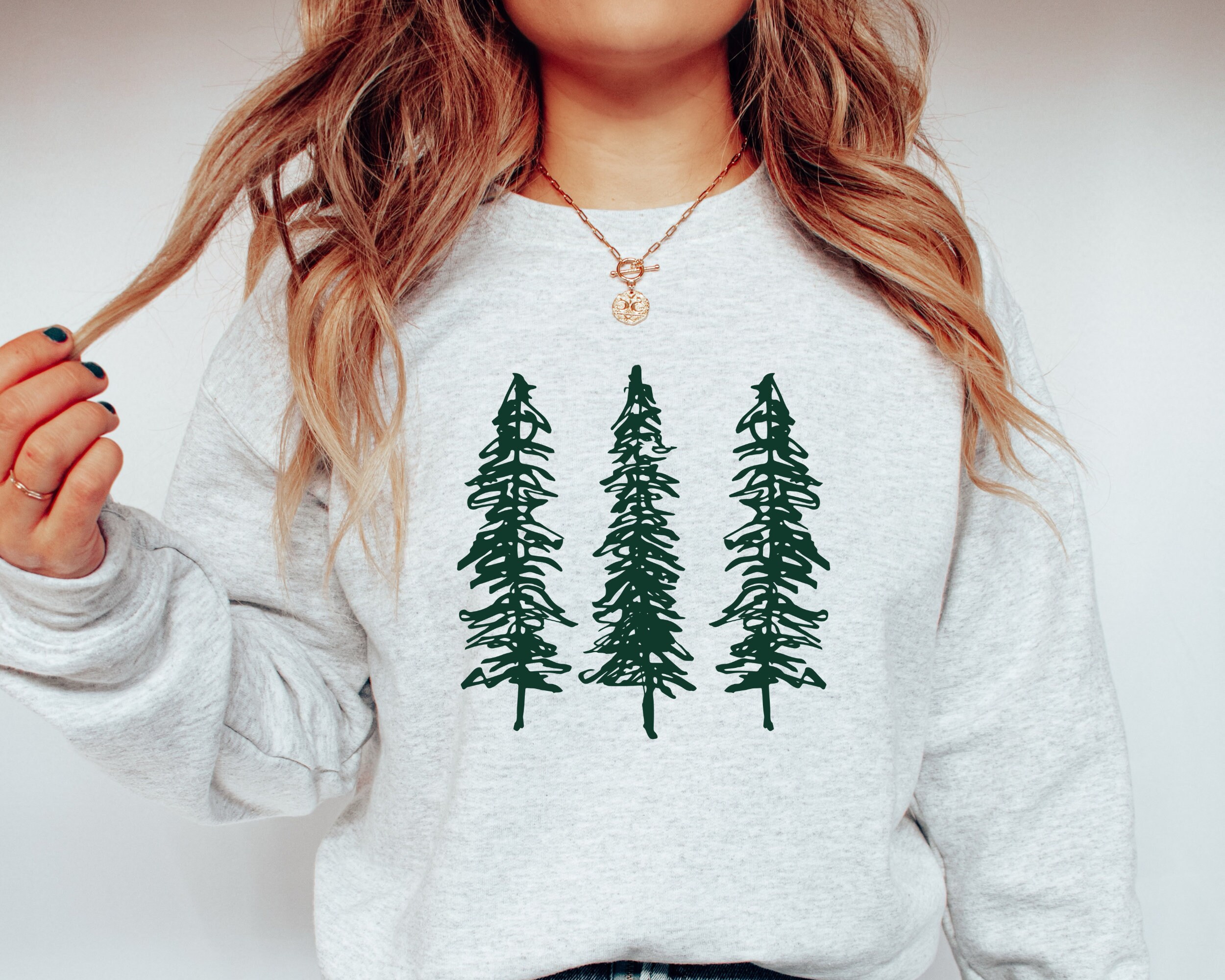 Vintage Christmas Sweatshirt for Women Featuring Pine Trees Minimalist Design Holiday Crewneck Ideal for Festive Occasions 3 vintage christmas sweatshirt for women featuring pine trees minimalist design holiday crewneck ideal for festive occasions kguiy