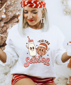 vintage christmas sweatshirt for women featuring retro xmas cookies design and comfortable crewneck style moqkv