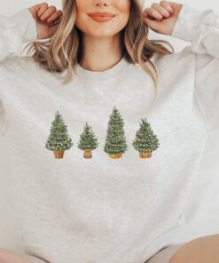 vintage christmas sweatshirt for women funny winter crewneck with christmas tree design comfortable holiday apparel bbcmh scaled