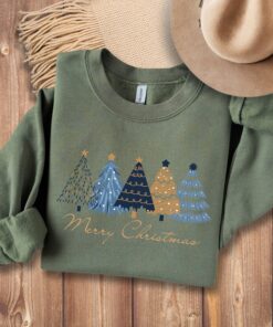 vintage christmas sweatshirt for women holiday crewneck pullover with christmas tree design winter apparel for festive celebrations a3tzy scaled