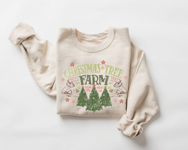 vintage christmas sweatshirt for women holiday crewneck with christmas tree farm design comfortable and stylish christmas top mf96n