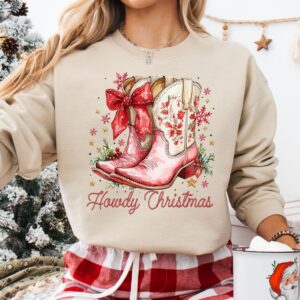 vintage christmas sweatshirt for women howdy design with country girl theme western style hoodie for holiday celebrations ftfpy