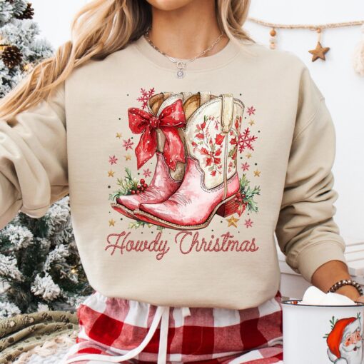 vintage christmas sweatshirt for women howdy design with country girl theme western style hoodie for holiday celebrations ftfpy scaled