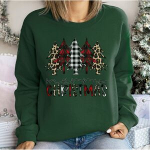 vintage christmas sweatshirt for women in buffalo plaid and leopard design with merry christmas print bjcd1