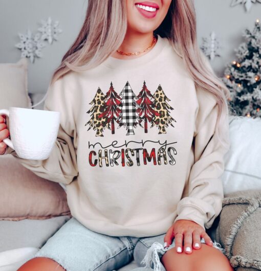 vintage christmas sweatshirt for women in buffalo plaid and leopard design with merry christmas print