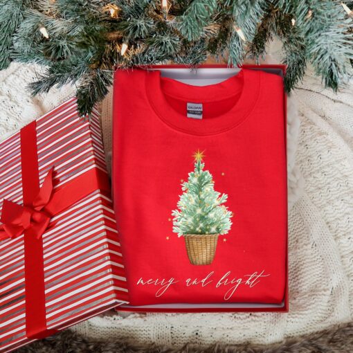 vintage christmas sweatshirt for women merry and bright crewneck winter apparel with festive tree design eamah