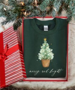 vintage christmas sweatshirt for women merry and bright crewneck winter apparel with festive tree design iswch