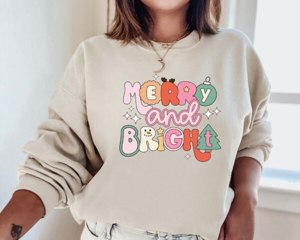 vintage christmas sweatshirt for women merry and bright crewneck with fun design comfortable holiday apparel y6ymm