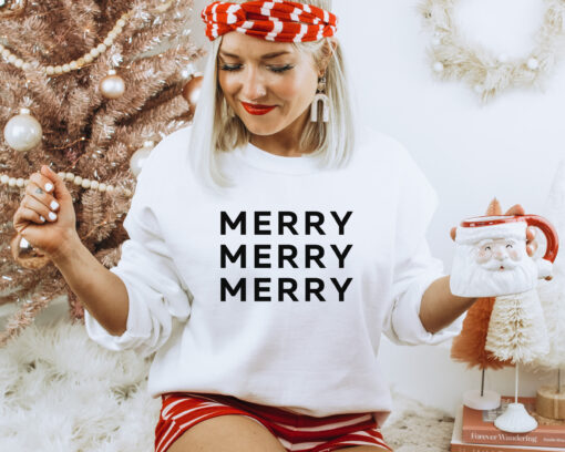 vintage christmas sweatshirt for women merry crewneck with minimal design comfortable holiday apparel