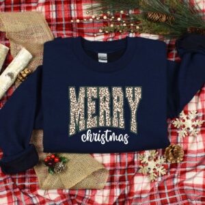 vintage christmas sweatshirt for women merry design family friendly holiday apparel 000vd scaled