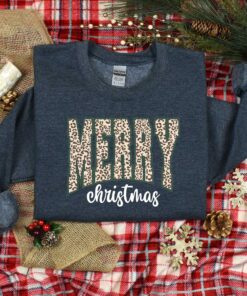 vintage christmas sweatshirt for women merry design family friendly holiday apparel f9rds scaled