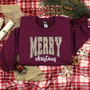 vintage christmas sweatshirt for women merry design family friendly holiday apparel q6ewm scaled