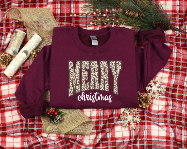 vintage christmas sweatshirt for women merry design family friendly holiday apparel q6ewm scaled