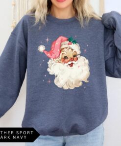 vintage christmas sweatshirt for women pink santa retro crewneck with fun holiday design comfortable and stylish for seasonal wear hwxfh