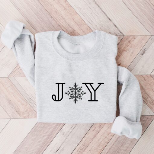 vintage christmas sweatshirt for women plus size with snowflake design unisex holiday style for winter celebrations nefgk scaled