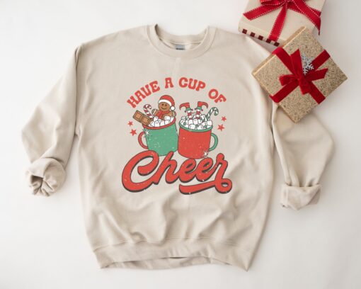 vintage christmas sweatshirt for women retro crewneck design comfortable fit perfect for holiday celebrations 0tnnt