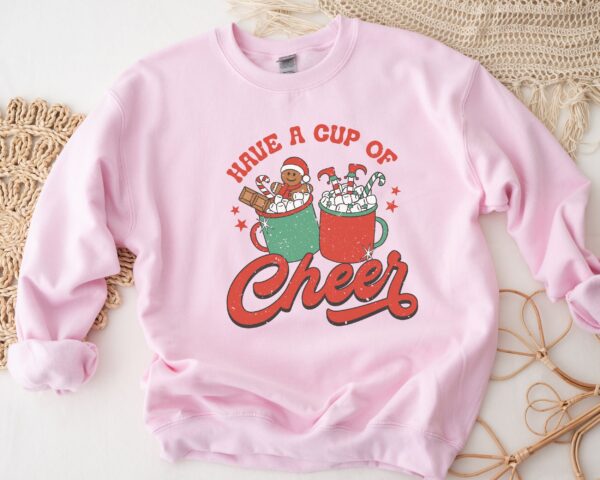 vintage christmas sweatshirt for women retro crewneck design comfortable fit perfect for holiday celebrations