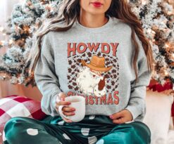 vintage christmas sweatshirt for women western style with cowgirl design perfect for country holiday gatherings and festive outfits xzkni