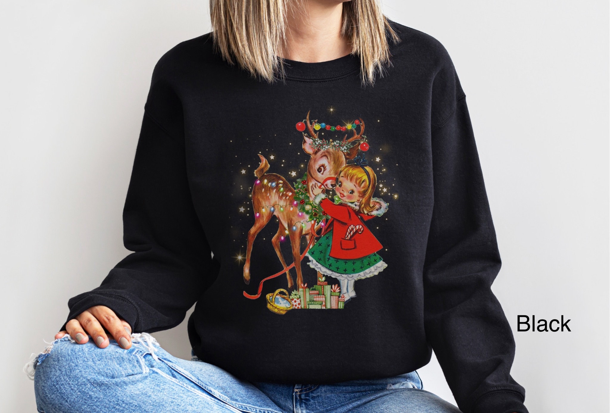 vintage christmas sweatshirt for women with 1950s reindeer design oversized retro holiday shirt for xmas parties and celebrations