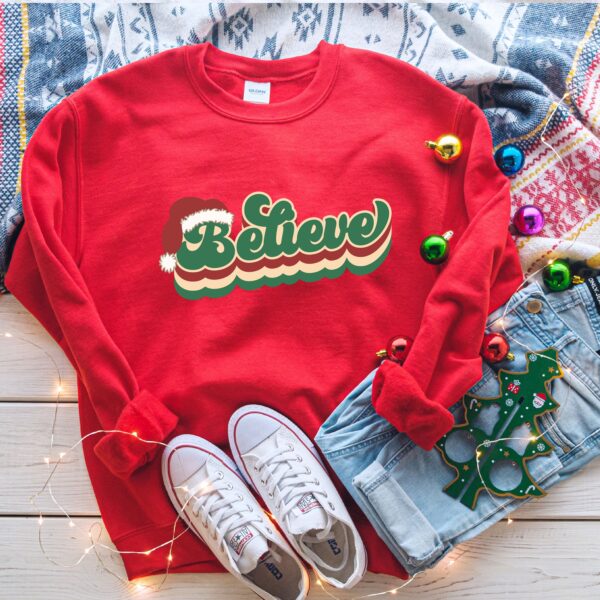 vintage christmas sweatshirt for women with believe and merry bright design comfortable crewneck style for holiday wear 5s6yl scaled