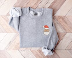 vintage christmas sweatshirt for women with believe detail retro design and cute crewneck style gcxc1