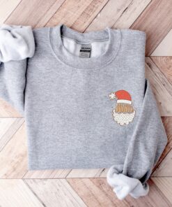 vintage christmas sweatshirt for women with believe detail retro design and cute crewneck style gcxc1