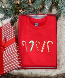 vintage christmas sweatshirt for women with candy cane design plus size crewneck long sleeve merry and bright holiday apparel c6wg6