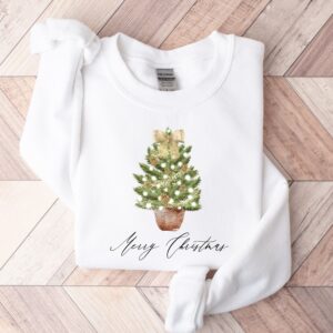 vintage christmas sweatshirt for women with christmas tree design and comfortable crewneck style for winter wear epmlt