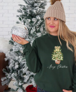 vintage christmas sweatshirt for women with christmas tree design and comfortable crewneck style for winter wear mqkrg scaled