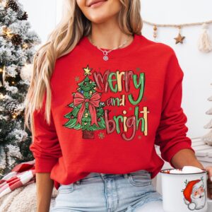 vintage christmas sweatshirt for women with cute bow design family holiday hoodie for fun celebrations and seasonal comfort jegnf