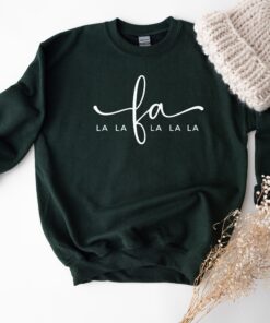 vintage christmas sweatshirt for women with fa la la design comfortable crewneck style for holiday outfits and festive celebrations ztdxt