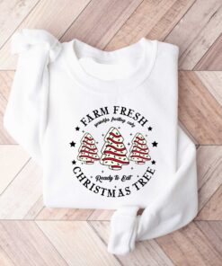 vintage christmas sweatshirt for women with farm fresh christmas tree design and cake graphic on comfortable crewneck style kwf7g scaled