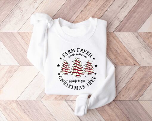 vintage christmas sweatshirt for women with farm fresh christmas tree design and cake graphic on comfortable crewneck style kwf7g scaled