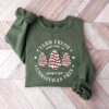 vintage christmas sweatshirt for women with farm fresh christmas tree design and cake graphic on comfortable crewneck style xwtmj scaled