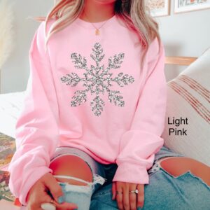 vintage christmas sweatshirt for women with faux glitter silver snowflake design ideal for winter and holiday celebrations mc8kq