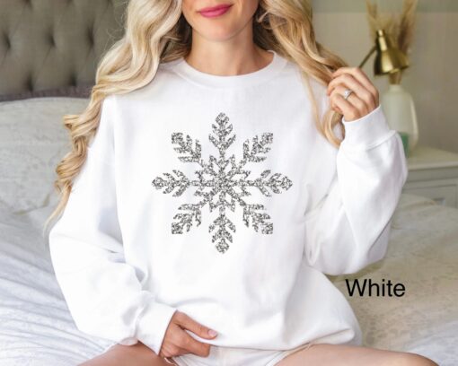 vintage christmas sweatshirt for women with faux glitter silver snowflake design ideal for winter and holiday celebrations uk7kk