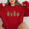 vintage christmas sweatshirt for women with festive tree design in classic crewneck style ideal for winter celebrations and holiday gatherings sbuy0