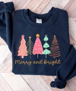 vintage christmas sweatshirt for women with fun holiday design and winter comfort n3kcv scaled