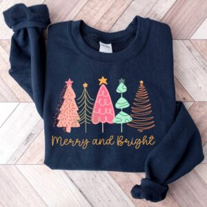 vintage christmas sweatshirt for women with fun holiday design and winter comfort n3kcv scaled