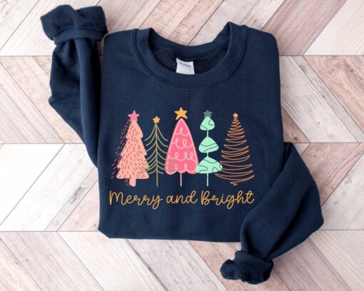 vintage christmas sweatshirt for women with fun holiday design and winter comfort n3kcv scaled