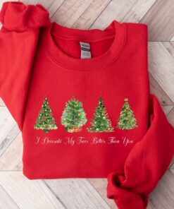 vintage christmas sweatshirt for women with fun tree design and comfortable crewneck style for winter wear 6xv7y scaled