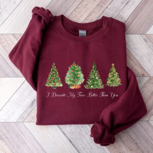 vintage christmas sweatshirt for women with fun tree design and comfortable crewneck style for winter wear ym2gf