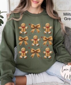 vintage christmas sweatshirt for women with gingerbread bow design oversized holiday top featuring cute cookie print 6vxwr