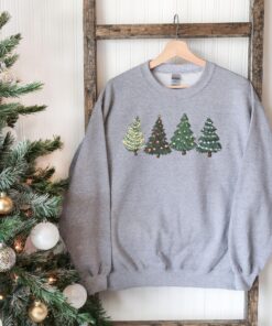 vintage christmas sweatshirt for women with holiday tree design and comfortable crewneck style for winter wear n2nj2 scaled