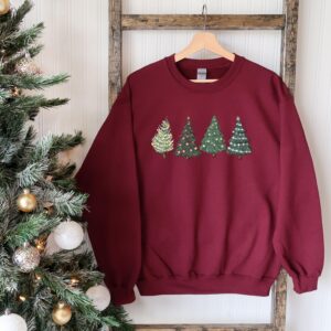 vintage christmas sweatshirt for women with holiday tree design and comfortable crewneck style for winter wear rqres